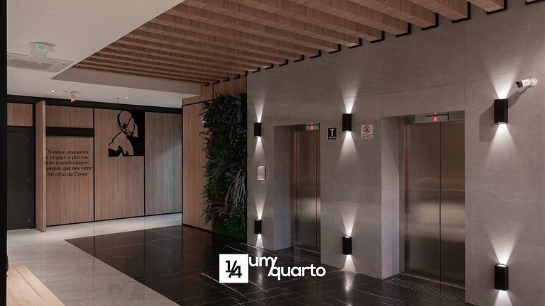 Loft prox. Arena Condá by ¼ UmQuarto.